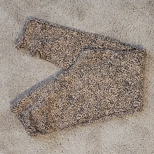 Old Navy Cropped and Knotted Animal Print Leggings Small